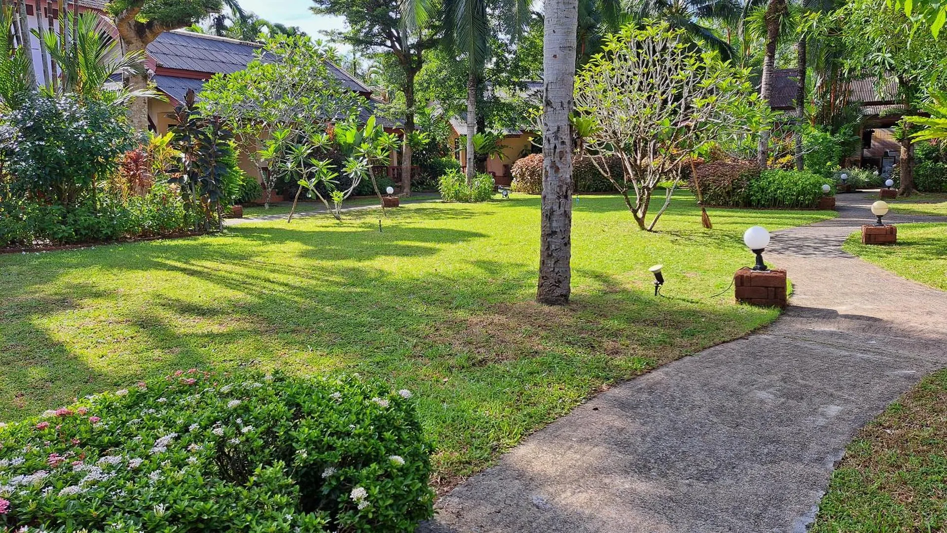 Jasmin Resort - Sha Plus Khao Lak 2*,