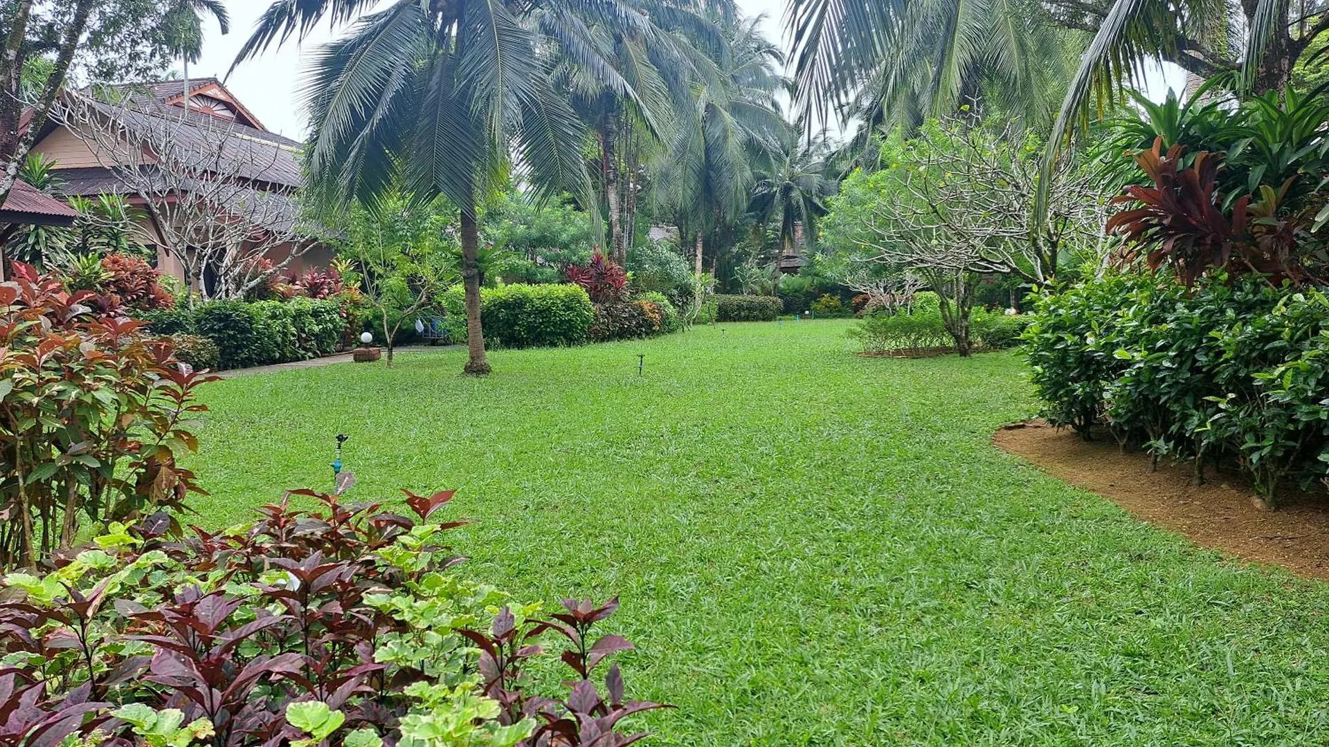 Jasmin Resort - SHA Plus Khao Lak 2*,